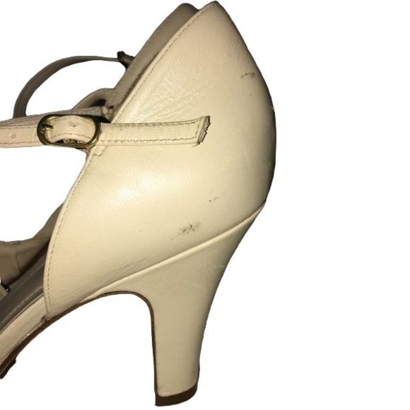 Antonio Melani Cream Colored Heels - Picture 12 of 12